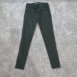 green american eagle skinny jeans (soft jegging style)